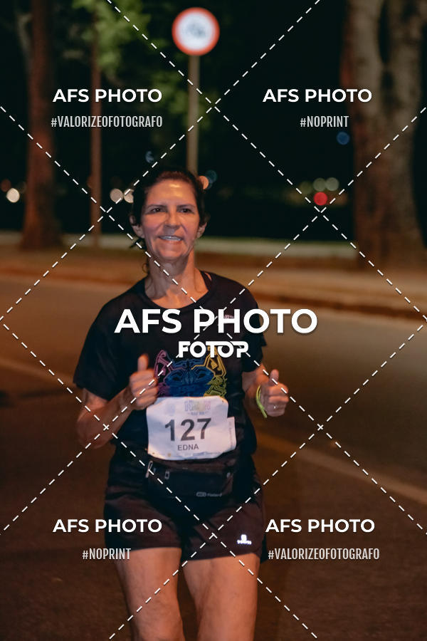 Compre as suas fotos do eventoNeon Night Run 2019 - Belo Horizonte no Fotop