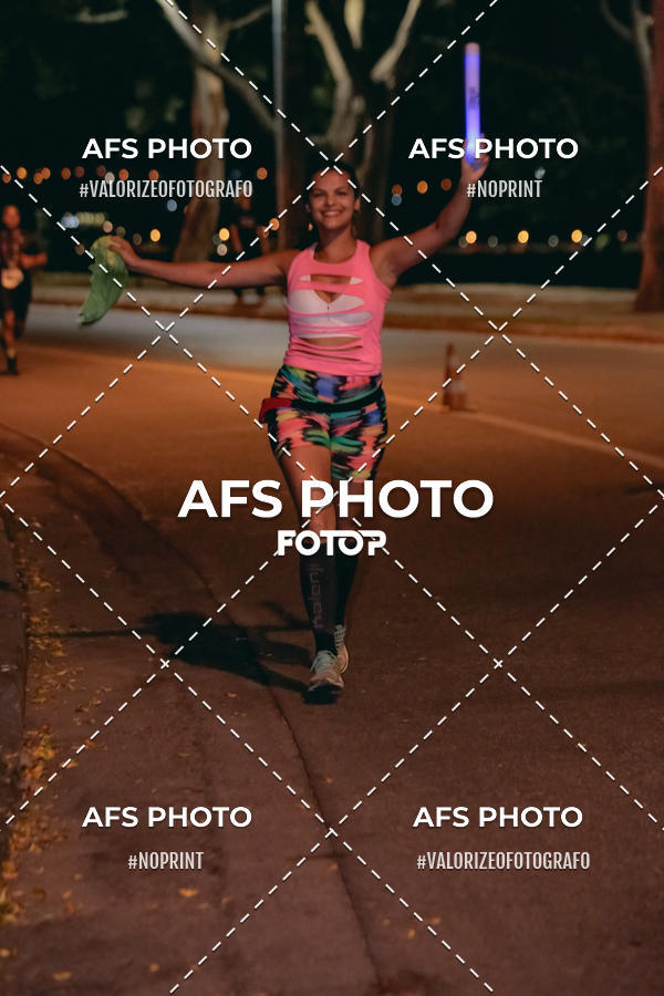 Compre as suas fotos do eventoNeon Night Run 2019 - Belo Horizonte no Fotop