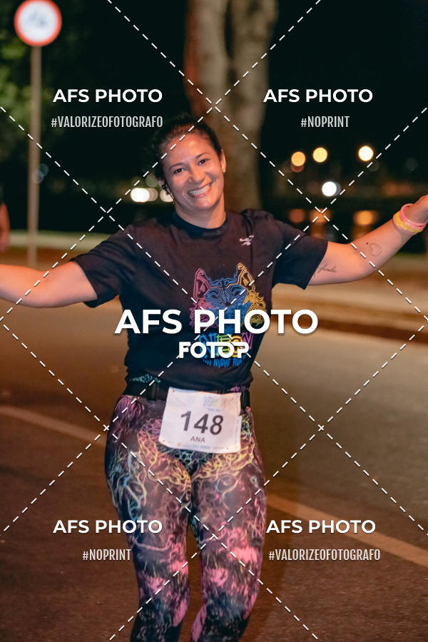 Compre as suas fotos do eventoNeon Night Run 2019 - Belo Horizonte no Fotop