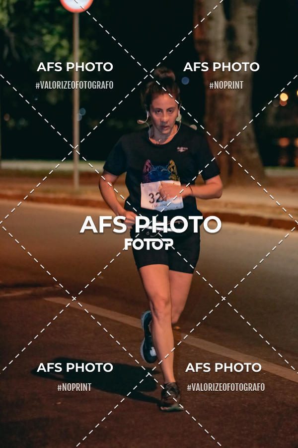 Compre as suas fotos do eventoNeon Night Run 2019 - Belo Horizonte no Fotop