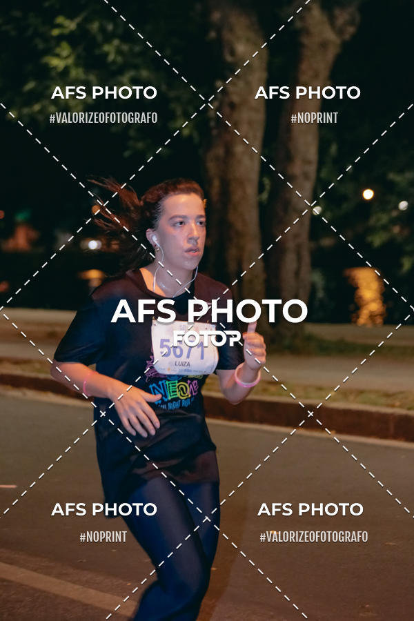 Buy your photos of the eventNeon Night Run 2019 - Belo Horizonte on Fotop