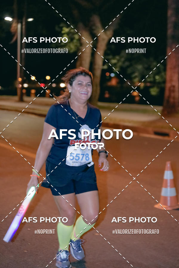 Compre as suas fotos do eventoNeon Night Run 2019 - Belo Horizonte no Fotop
