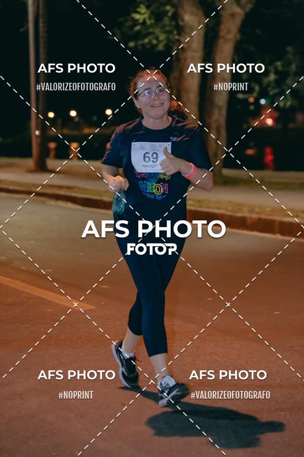 Compre as suas fotos do eventoNeon Night Run 2019 - Belo Horizonte no Fotop