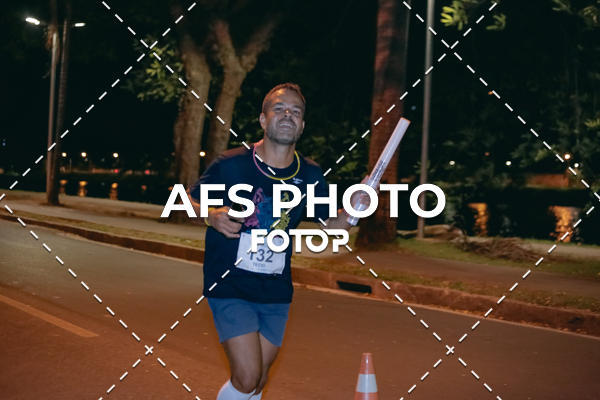 Compre as suas fotos do eventoNeon Night Run 2019 - Belo Horizonte no Fotop