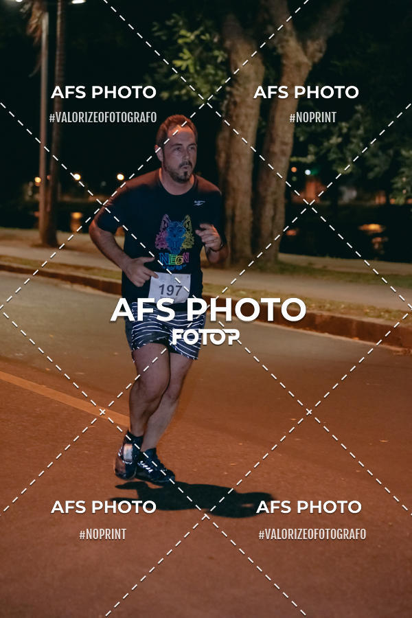 Compre as suas fotos do eventoNeon Night Run 2019 - Belo Horizonte no Fotop