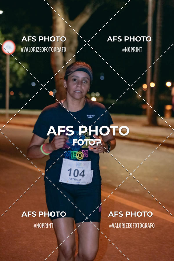 Compre as suas fotos do eventoNeon Night Run 2019 - Belo Horizonte no Fotop