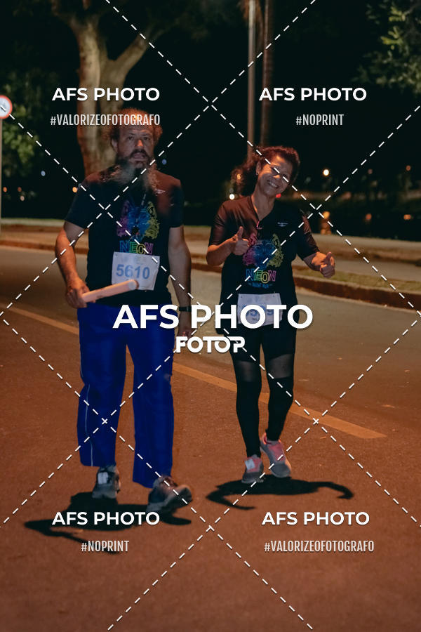 Compre as suas fotos do eventoNeon Night Run 2019 - Belo Horizonte no Fotop