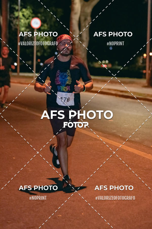 Compre suas fotos do eventoNeon Night Run 2019 - Belo Horizonte no Fotop