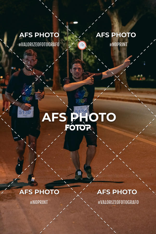 Compre suas fotos do eventoNeon Night Run 2019 - Belo Horizonte no Fotop