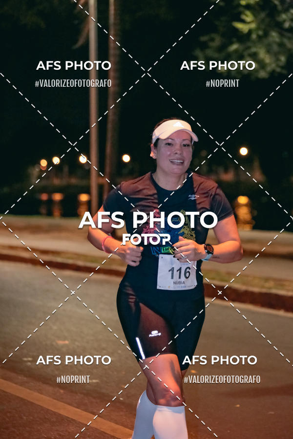 Compre suas fotos do eventoNeon Night Run 2019 - Belo Horizonte no Fotop