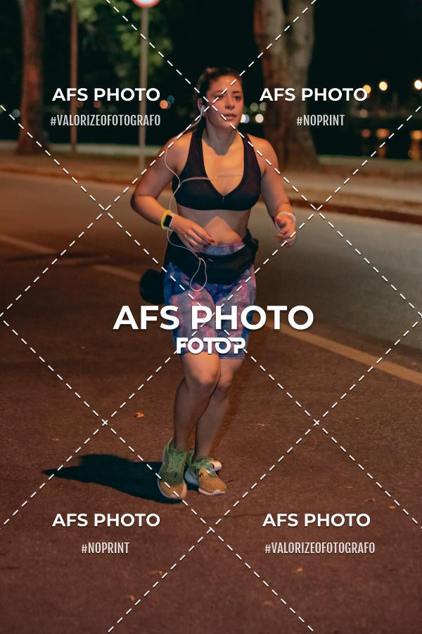 Compre suas fotos do eventoNeon Night Run 2019 - Belo Horizonte no Fotop