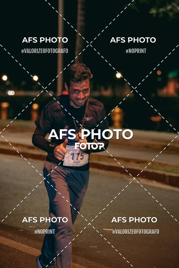 Compre suas fotos do eventoNeon Night Run 2019 - Belo Horizonte no Fotop