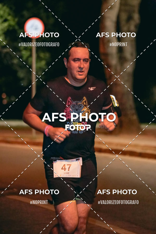 Compre suas fotos do eventoNeon Night Run 2019 - Belo Horizonte no Fotop