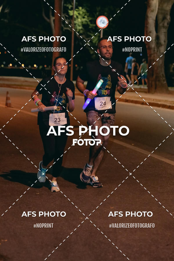 Buy your photos of the eventNeon Night Run 2019 - Belo Horizonte on Fotop
