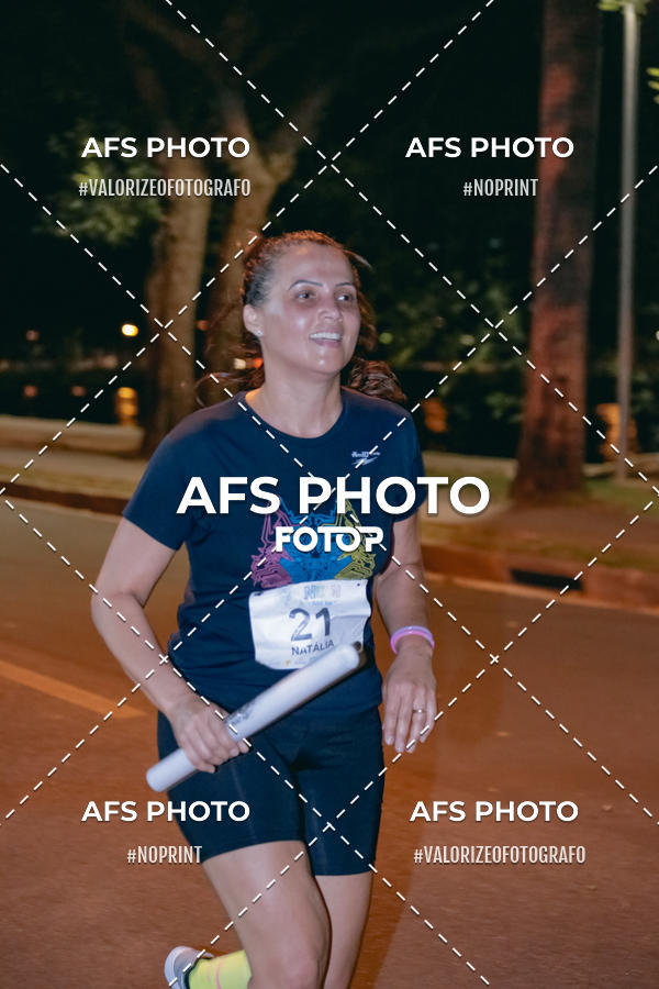Achetez vos photos de l'vnementNeon Night Run 2019 - Belo Horizonte sur Fotop