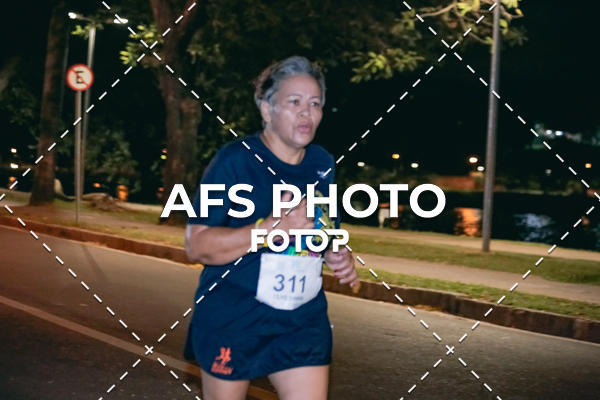 Buy your photos of the eventNeon Night Run 2019 - Belo Horizonte on Fotop