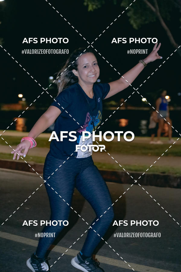 Buy your photos of the eventNeon Night Run 2019 - Belo Horizonte on Fotop