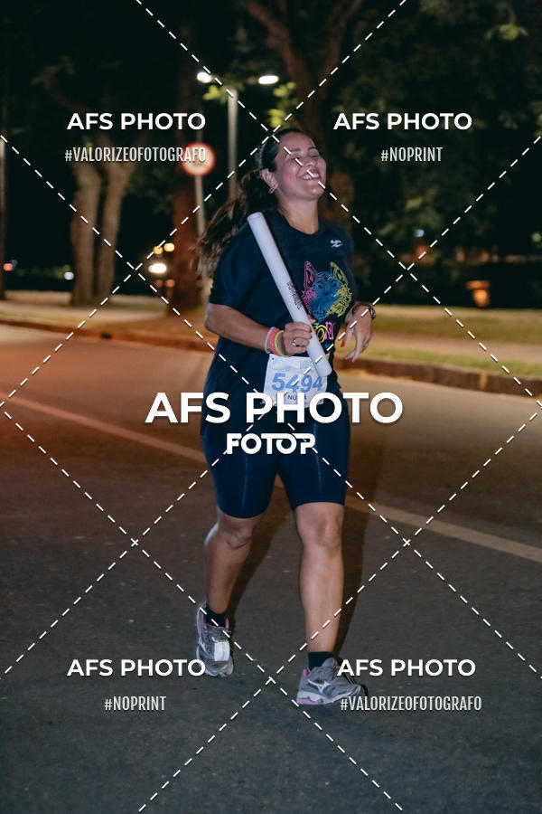 Buy your photos of the eventNeon Night Run 2019 - Belo Horizonte on Fotop