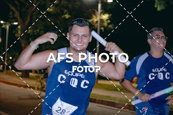 Buy your photos of the eventNeon Night Run 2019 - Belo Horizonte on Fotop