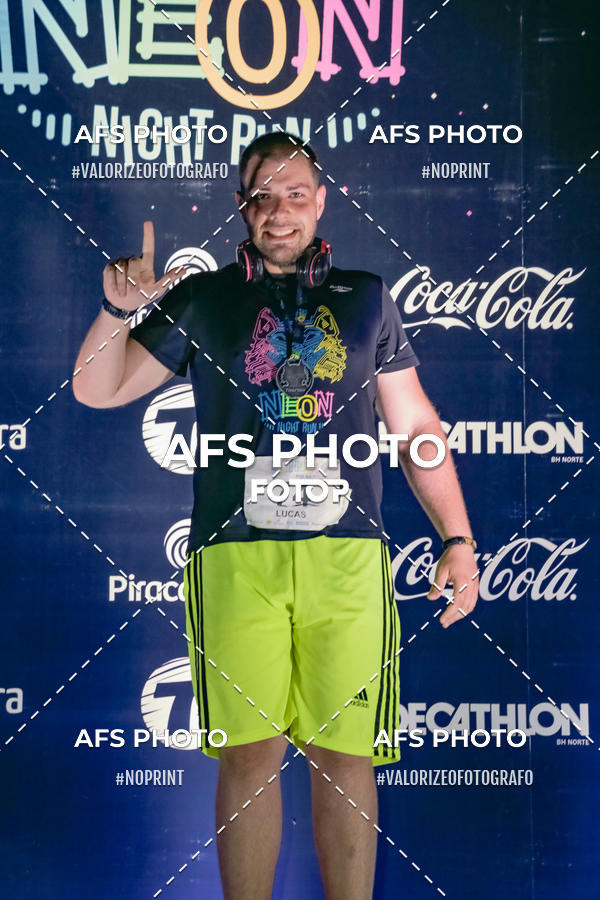 Compra tus fotos del eventoNeon Night Run 2019 - Belo Horizonte En Fotop