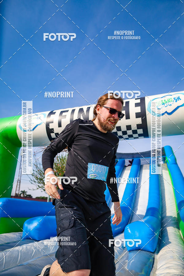 Buy your photos of the eventCorrida Insana 2019 - Curitiba on Fotop
