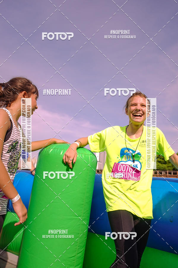 Buy your photos of the eventCorrida Insana 2019 - Curitiba on Fotop