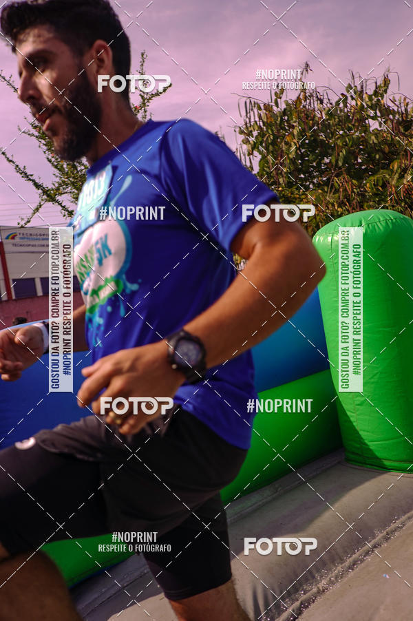 Buy your photos of the eventCorrida Insana 2019 - Curitiba on Fotop