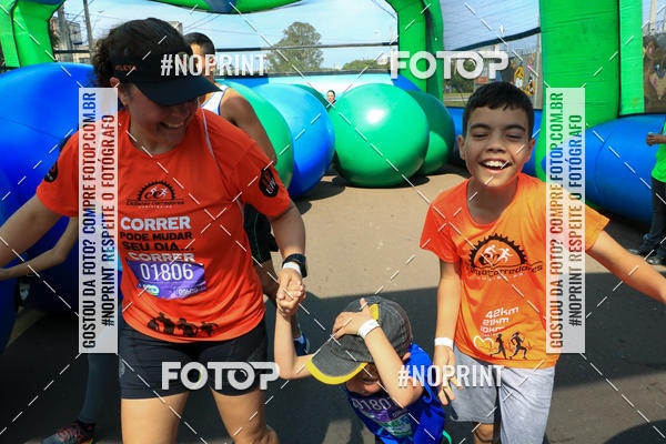 Buy your photos of the eventCorrida Insana 2019 - Curitiba on Fotop