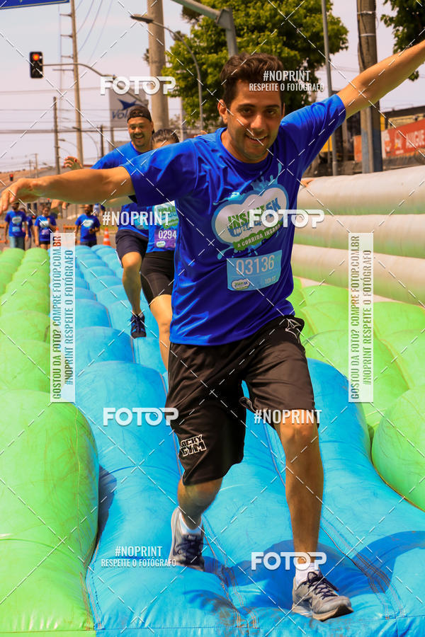 Buy your photos of the eventCorrida Insana 2019 - Curitiba on Fotop