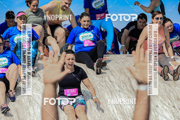 Buy your photos of the eventCorrida Insana 2019 - Curitiba on Fotop