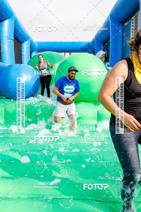 Buy your photos of the eventCorrida Insana 2019 - Curitiba on Fotop