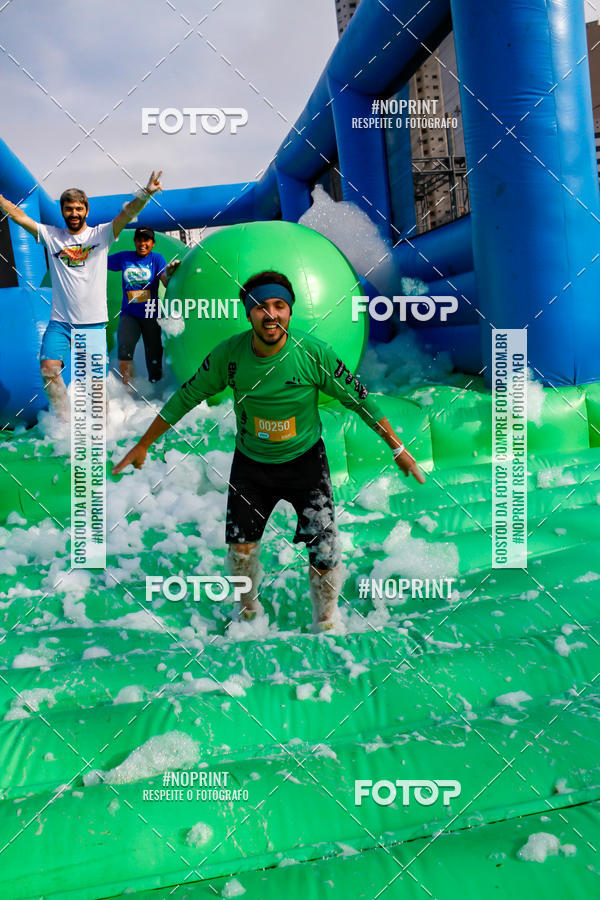 Buy your photos of the eventCorrida Insana 2019 - Curitiba on Fotop