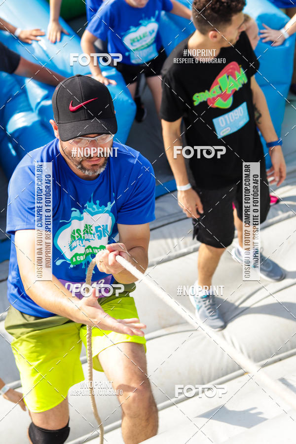 Buy your photos of the eventCorrida Insana 2019 - Curitiba on Fotop