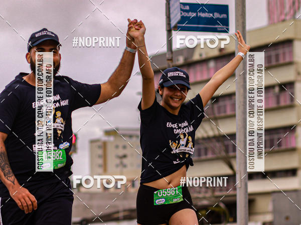 Buy your photos of the eventCorrida Insana 2019 - Florianpolis on Fotop