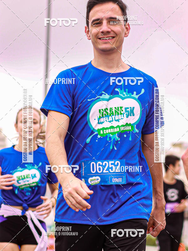 Buy your photos of the eventCorrida Insana 2019 - Florianpolis on Fotop