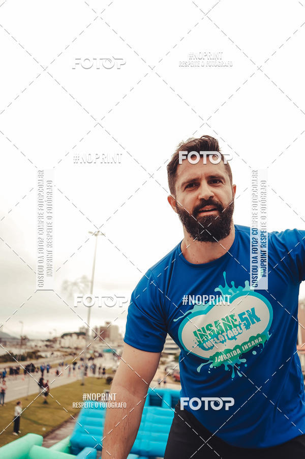 Buy your photos of the eventCorrida Insana 2019 - Florianpolis on Fotop
