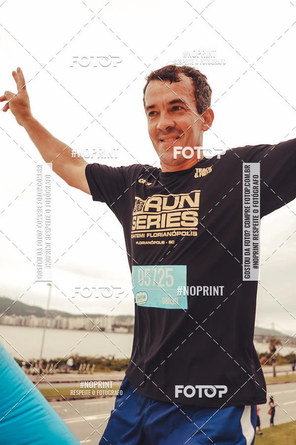 Buy your photos of the eventCorrida Insana 2019 - Florianpolis on Fotop