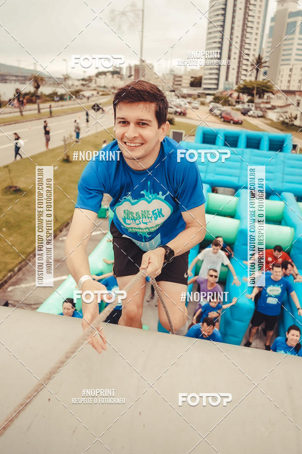 Buy your photos of the eventCorrida Insana 2019 - Florianpolis on Fotop