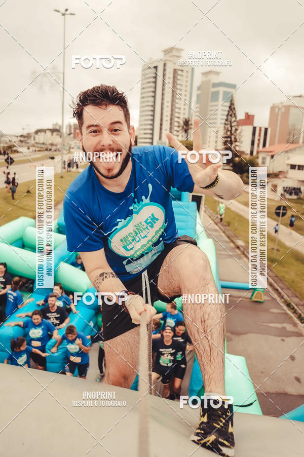 Buy your photos of the eventCorrida Insana 2019 - Florianpolis on Fotop