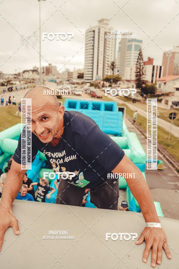 Buy your photos of the eventCorrida Insana 2019 - Florianpolis on Fotop