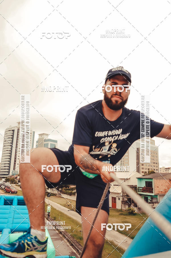 Buy your photos of the eventCorrida Insana 2019 - Florianpolis on Fotop