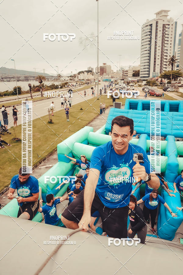 Buy your photos of the eventCorrida Insana 2019 - Florianpolis on Fotop