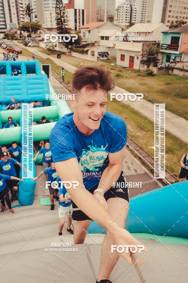 Buy your photos of the eventCorrida Insana 2019 - Florianpolis on Fotop