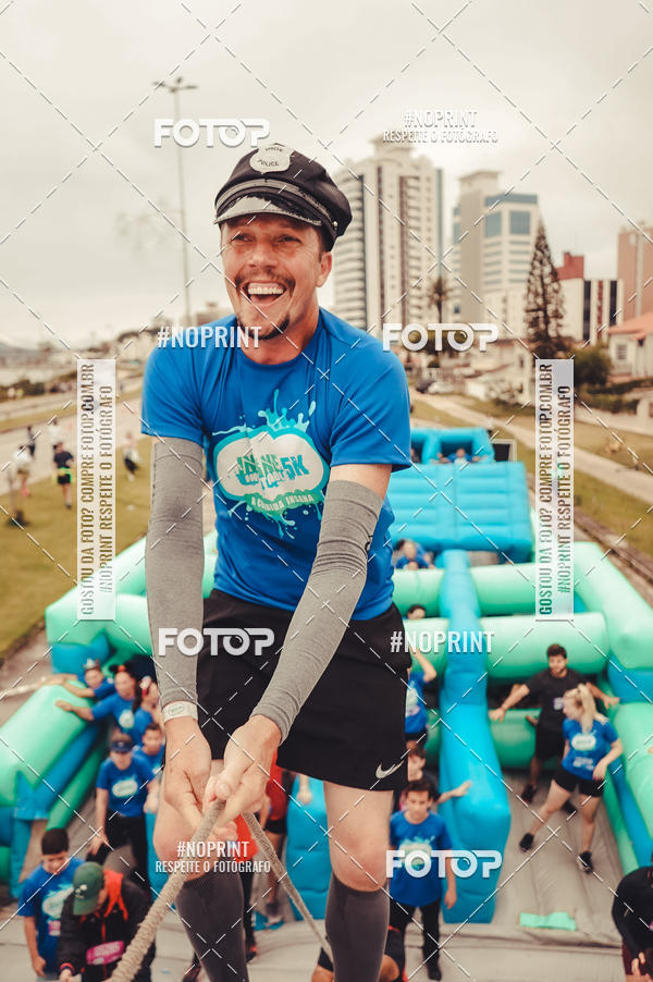 Buy your photos of the eventCorrida Insana 2019 - Florianpolis on Fotop