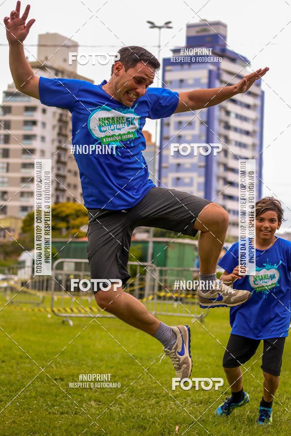 Buy your photos of the eventCorrida Insana 2019 - Florianpolis on Fotop