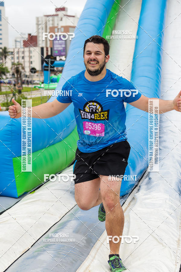 Achetez vos photos de l'vnementCorrida Insana 2019 - Florianpolis sur Fotop