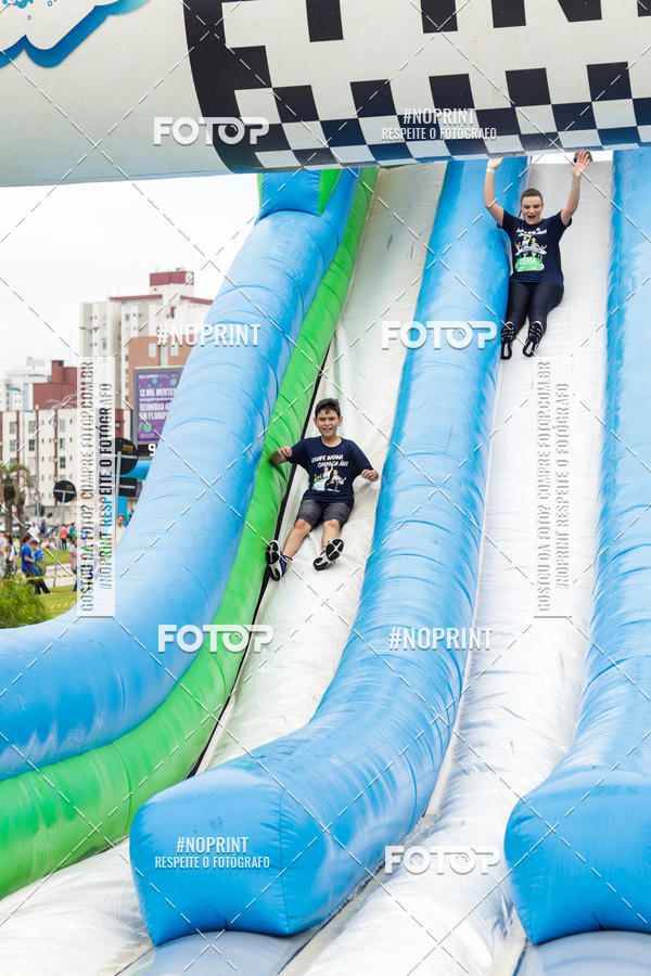 Buy your photos of the eventCorrida Insana 2019 - Florianpolis on Fotop