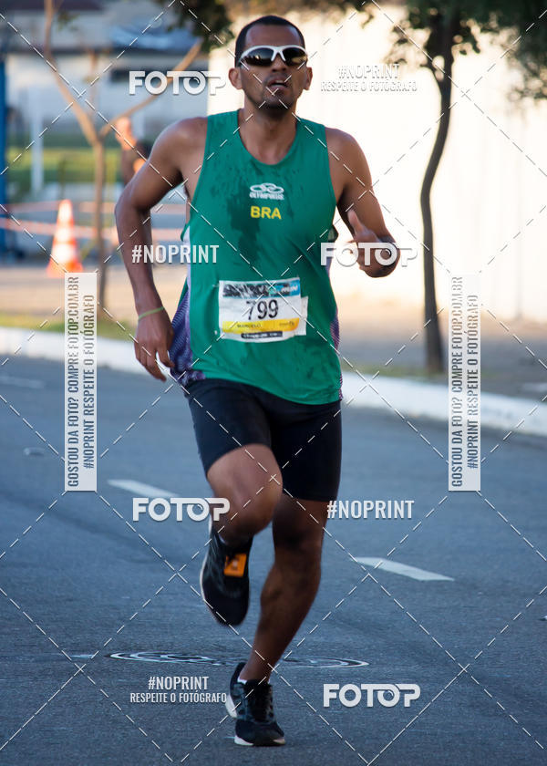 Buy your photos of the eventF.run franchising run on Fotop