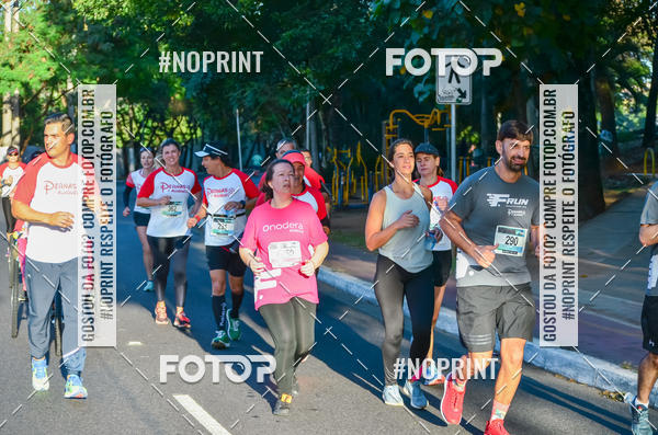 Buy your photos of the eventF.run franchising run on Fotop
