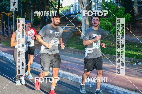 Buy your photos of the eventF.run franchising run on Fotop